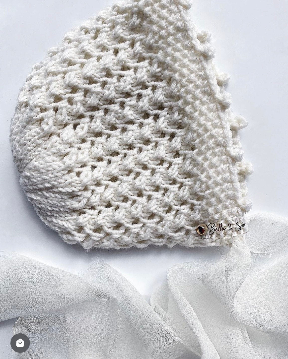 Exclusive Vintage Valencia Bonnet / Chiffon Ties