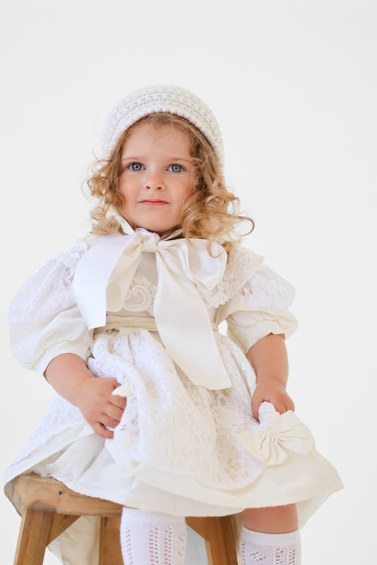 The Vintage Elizabeth Bonnet / Satin Ribbon