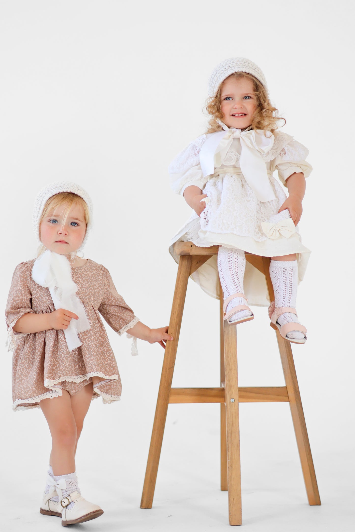 The Vintage Elizabeth Bonnet With Chiffon Ties